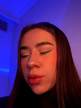 Im Valen Cute online show from 10-25-25, 04:31