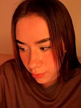 Im Valen Cute online show from 11-05-25, 04:34