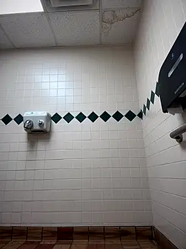 Snapshot of KBD85 chatting on 09-20-25, 06:53 KBD85 online show from 09-20-25, 06:53