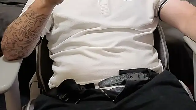 Dan8736 online show from 07-26-26, 11:06