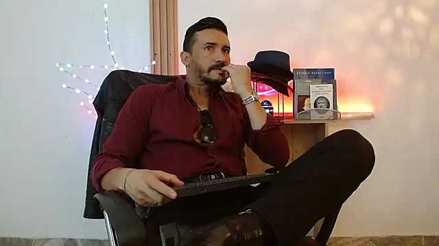 Reiko 85  online show from 01-13-26, 02:33