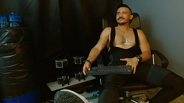 Reiko 85  online show from 03-09-26, 02:43