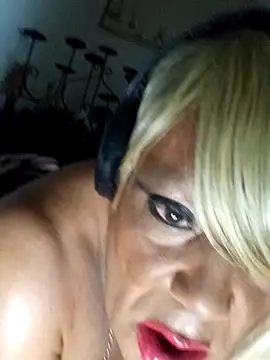 Snapshot of Cumhrd777 chatting on 09-28-25, 06:02 Cumhrd777 online show from 09-28-25, 06:02