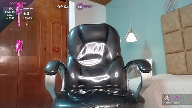Snapshot of Dyla_n18 chatting on 01-05-25, 12:42 Dyla n18 online show from 01-05-25, 12:42