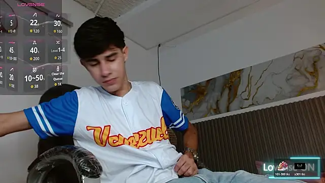 Dyla n18 online show from 03-18-26, 08:12