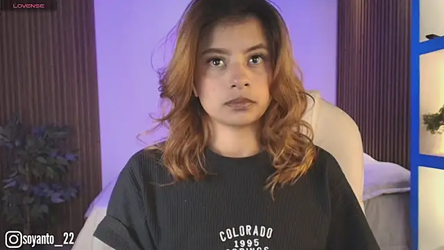 Antonella Torres2 online show from 12-17-25, 03:23