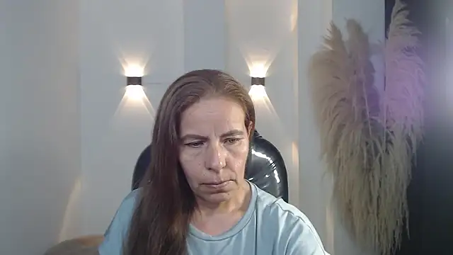 Milf karlye online show from 01-06-26, 01:53