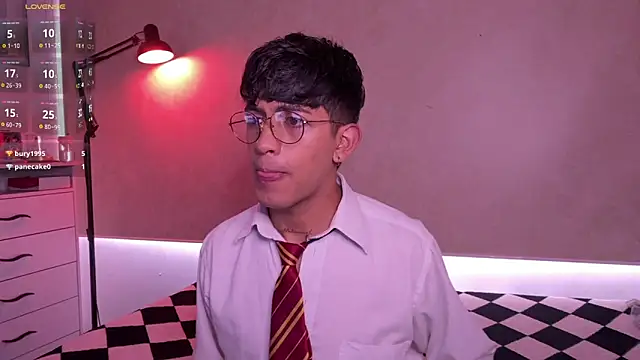 Snapshot of teobowny_ chatting on 10-05-25, 07:34 teobowny online show from 10-05-25, 07:34