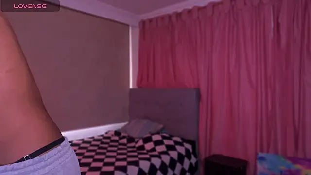 Snapshot of teobowny_ chatting on 10-06-25, 09:34 teobowny online show from 10-06-25, 09:34