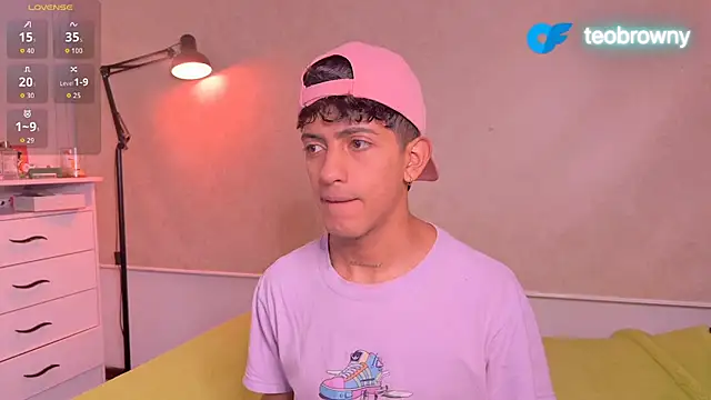 Snapshot of teobowny_ chatting on 07-19-26, 11:52 teobowny online show from 07-19-26, 11:52