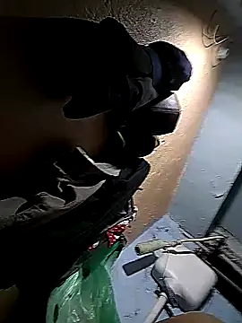 Snapshot of Topezinho123 chatting on 02-26-26, 05:28 Topezinho123 online show from 02-26-26, 05:28