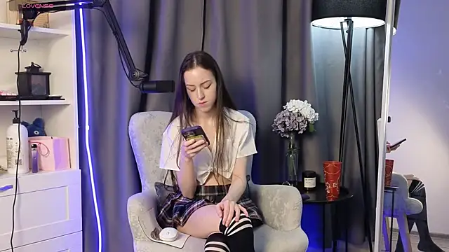 Snapshot of Anal_Girl_ chatting on 06-26-26, 06:23 Anal Girl online show from 06-26-26, 06:23