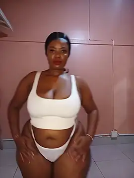 Luciouslips00 online show from 06-30-26, 12:17
