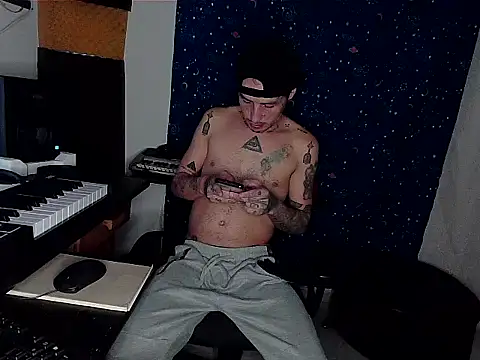 patrik tattoo  online show from 01-28-25, 06:16