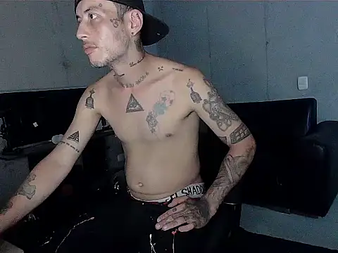 patrik tattoo  online show from 02-24-26, 01:47