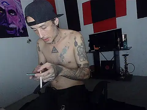 patrik tattoo  online show from 04-23-26, 04:35