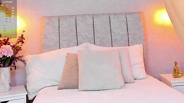 Snapshot of tutu_milf chatting on 03-05-25, 07:06 tutu milf online show from 03-05-25, 07:06