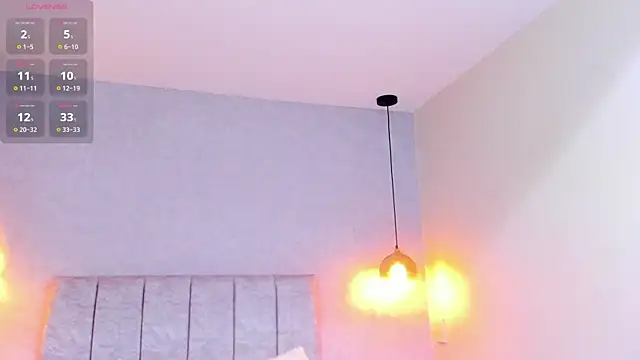 Snapshot of tutu_milf chatting on 10-16-25, 07:04 tutu milf online show from 10-16-25, 07:04