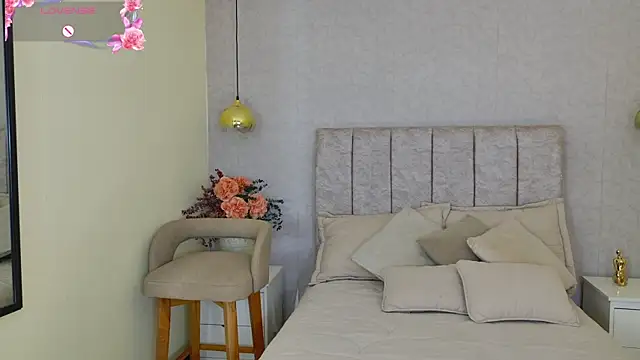 tutu milf online show from 04-29-26, 07:09