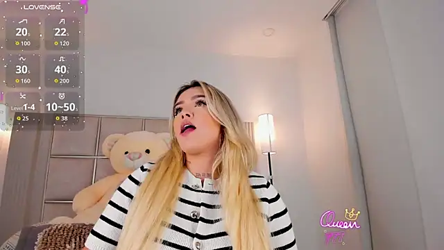 Snapshot of saraamiller_ chatting on 03-12-26, 11:33 saraamiller online show from 03-12-26, 11:33