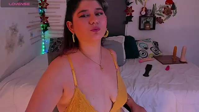 Snapshot of alinabozz1 chatting on 03-01-25, 12:17 alinabozz1 online show from 03-01-25, 12:17