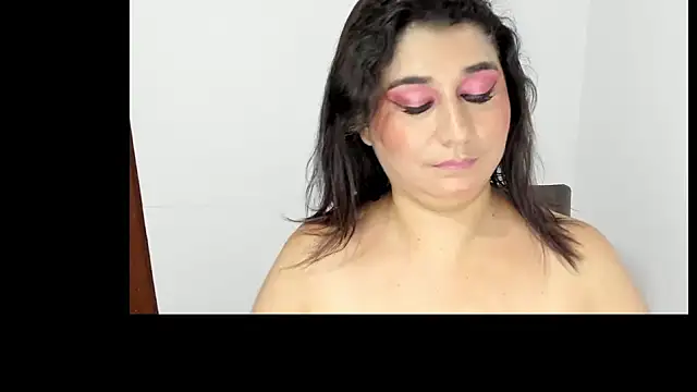 alinabozz1 online show from 06-30-26, 03:51