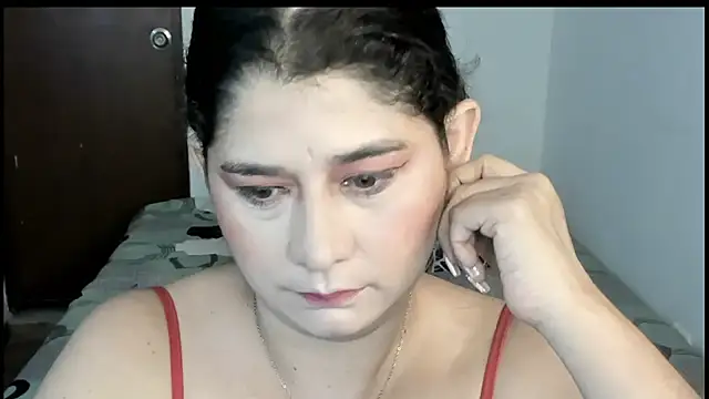 alinabozz1 online show from 07-12-26, 02:57