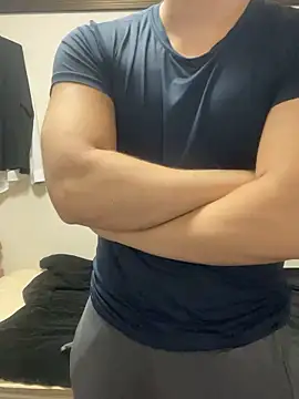 YU-KI00 online show from 10-26-25, 01:28