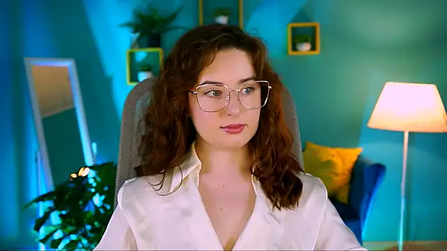 AnnTerry  online show from 11-22-25, 12:37