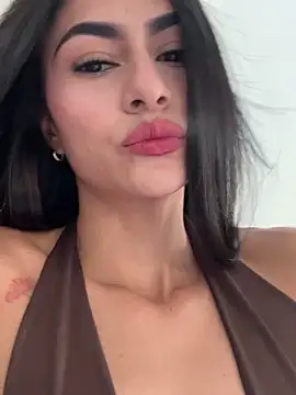 emilie xx  online show from 04-04-26, 08:28