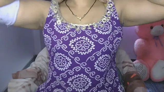 cutie-taara online show from 06-28-26, 04:29