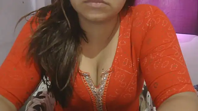 cutie-taara online show from 07-21-26, 03:09