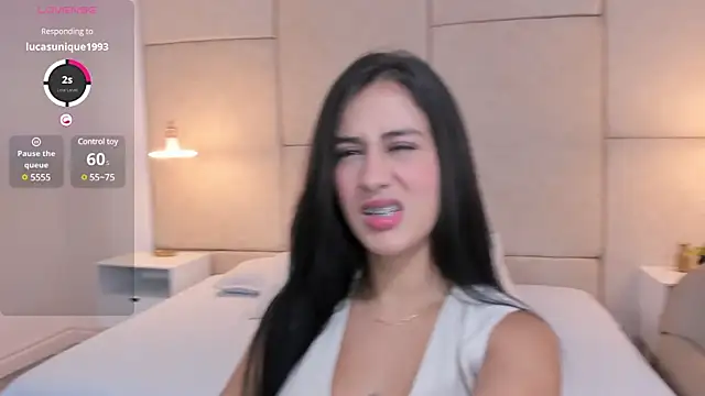 Amiirra  online show from 01-04-25, 07:55