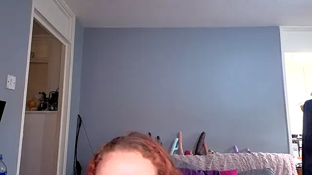 ENGLISHEMILY 69 online show from 11-04-25, 11:31