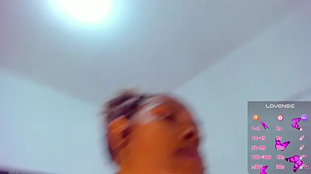 Snapshot of Brithanyslim chatting on 02-03-25, 07:52 Brithanyslim online show from 02-03-25, 07:52