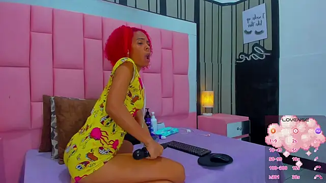 Snapshot of Brithanyslim chatting on 02-08-25, 07:27 Brithanyslim online show from 02-08-25, 07:27