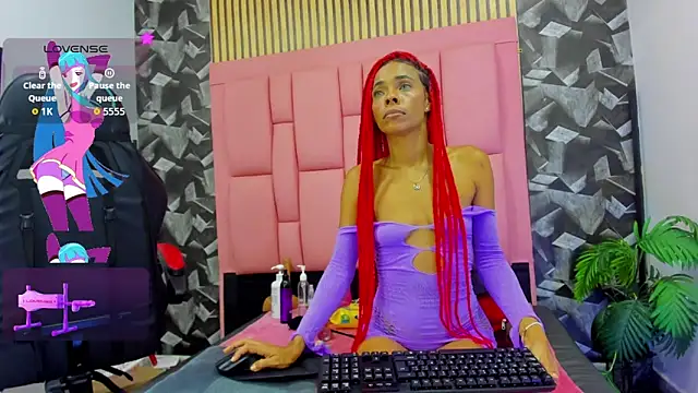 Brithanyslim online show from 04-28-26, 07:08