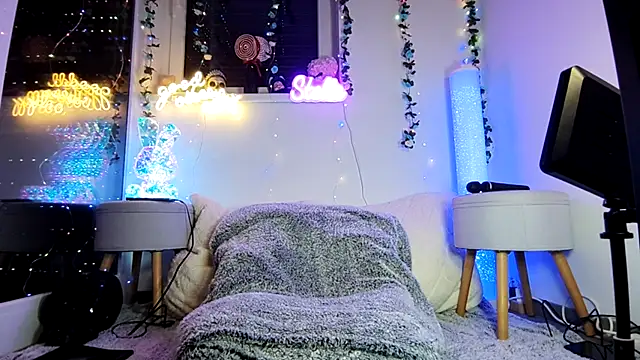 mrs skinny goddess online show from 12-19-25, 07:32