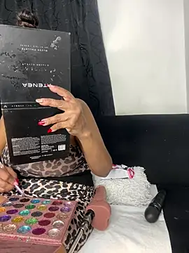 Snapshot of chiquimaturesexy chatting on 02-03-26, 09:42 chiquimaturesexy online show from 02-03-26, 09:42