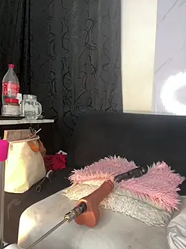 Snapshot of chiquimaturesexy chatting on 03-05-26, 09:00 chiquimaturesexy online show from 03-05-26, 09:00