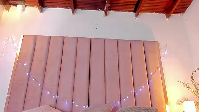 VICTORIA RASH online show from 01-17-25, 09:39