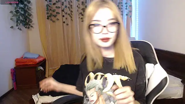 Velvetsky 1 online show from 01-22-25, 02:35