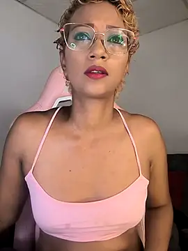 Amaliu  online show from 10-06-25, 02:47