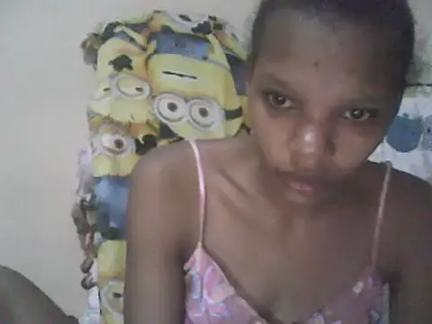 Snapshot of Antsoalie chatting on 02-14-25, 07:28 Antsoalie online show from 02-14-25, 07:28