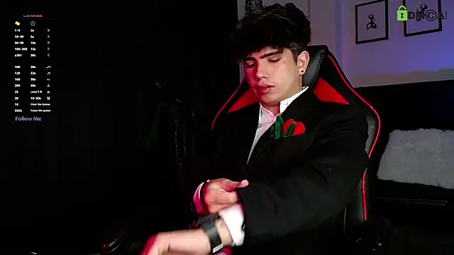 Snapshot of LyleBennett_ chatting on 02-14-26, 01:08 LyleBennett online show from 02-14-26, 01:08