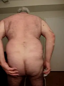 Snapshot of Shoreguy69 chatting on 12-04-25, 06:01 Shoreguy69 online show from 12-04-25, 06:01