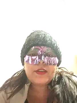 Snapshot of Anjalihotwife chatting on 01-16-25, 11:37 Anjalihotwife online show from 01-16-25, 11:37