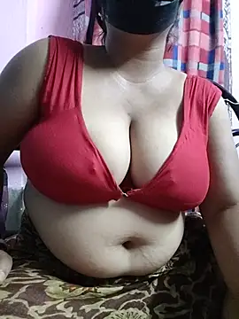 BERRY 00 online show from 05-14-26, 06:47