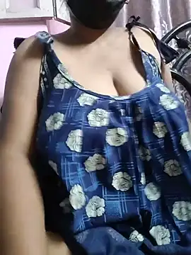 BERRY 00 online show from 06-02-26, 10:17