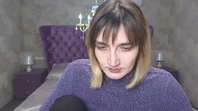 Nika Kitten online show from 12-22-25, 10:56